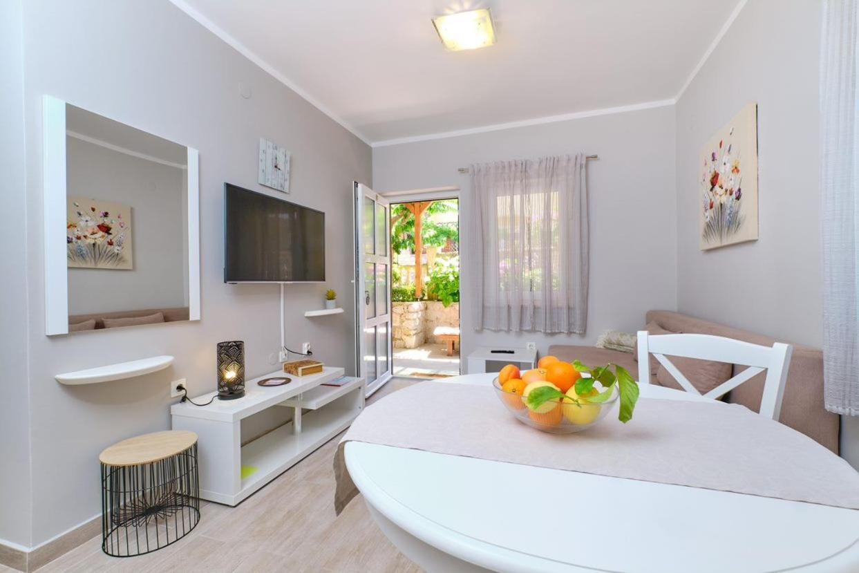 Apartments Enna Mali Lošinj Exteriér fotografie