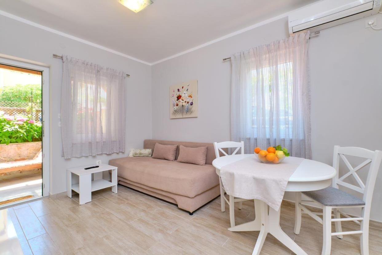 Apartments Enna Mali Lošinj Exteriér fotografie
